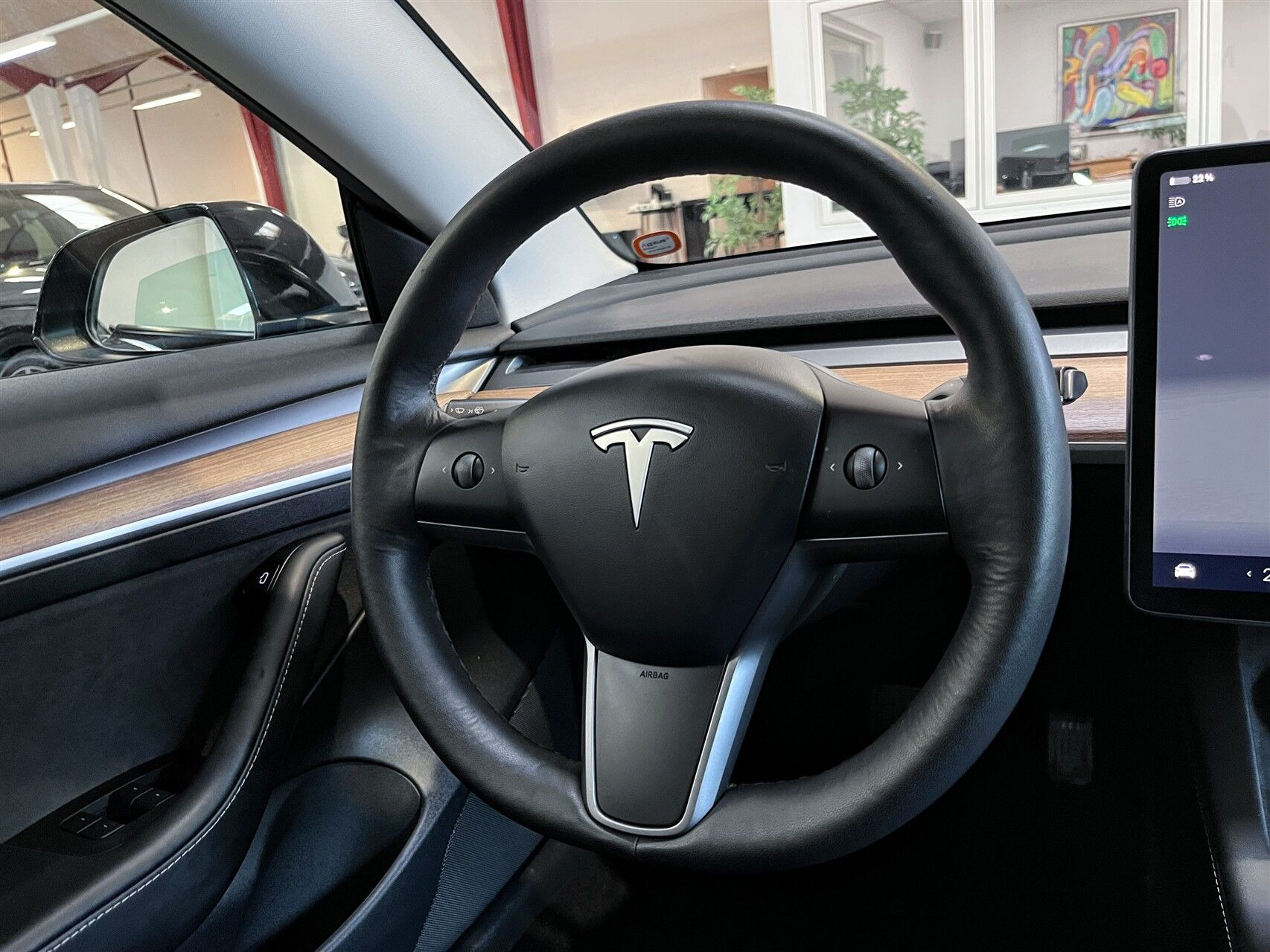 Sort Tesla Model 3 fra 2022