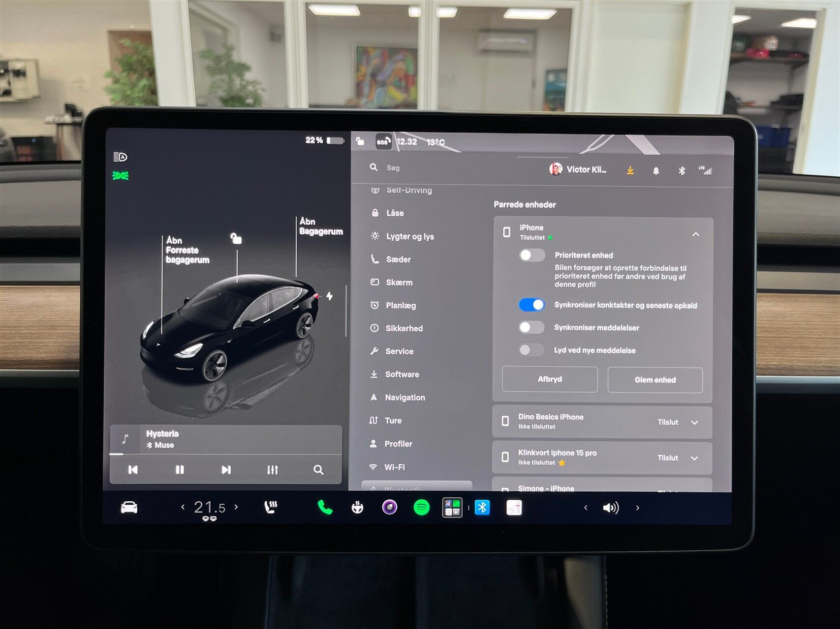 Sort Tesla Model 3 fra 2022