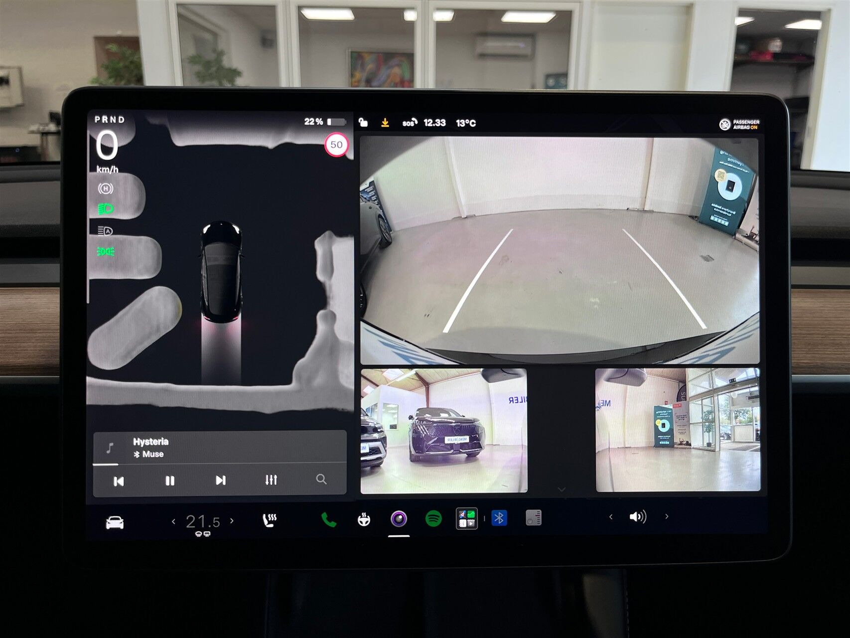 Sort Tesla Model 3 fra 2022