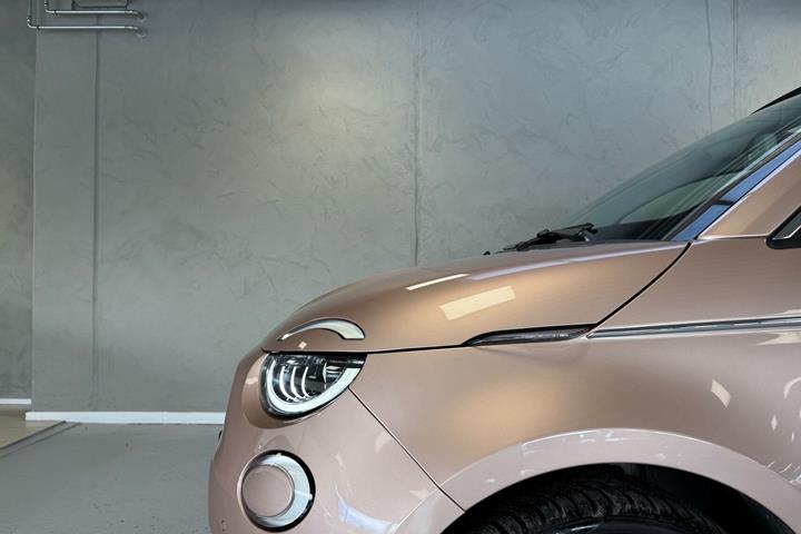undefined Fiat 500e fra 2024