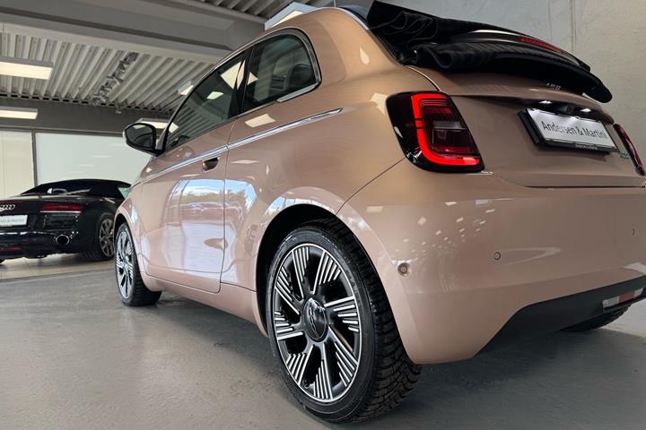 undefined Fiat 500e fra 2024