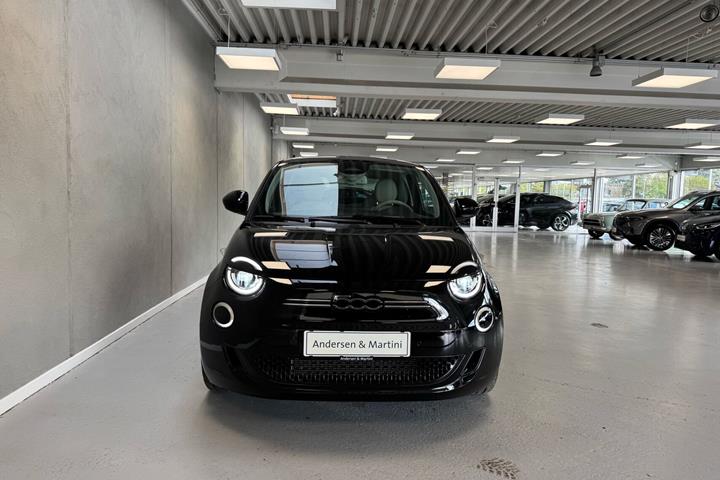 Sort Fiat 500e fra 2024