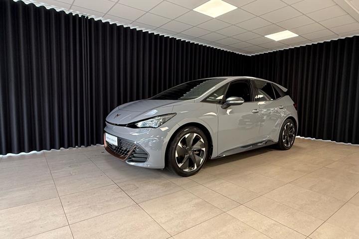 Grå Cupra Born fra 2024