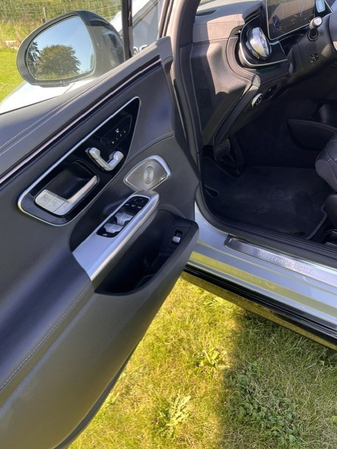 undefined Mercedes EQE300 fra 2024