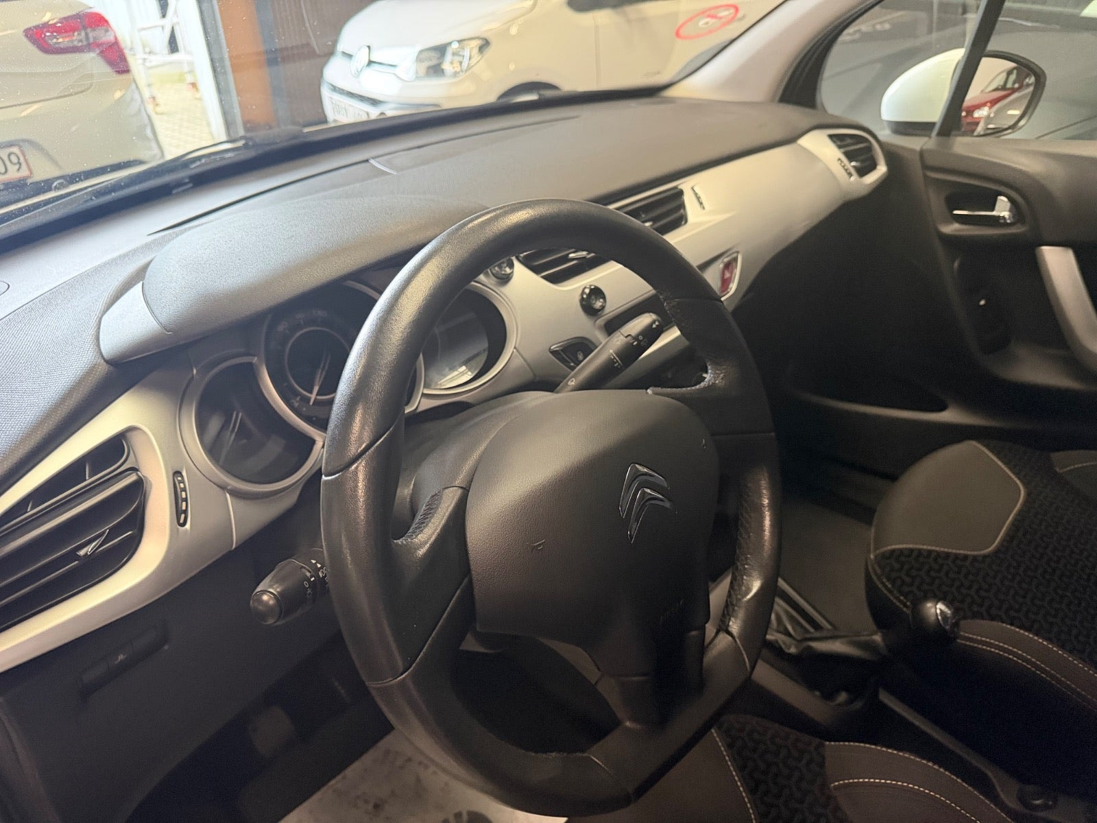 Hvid Citroën C3 fra 2011