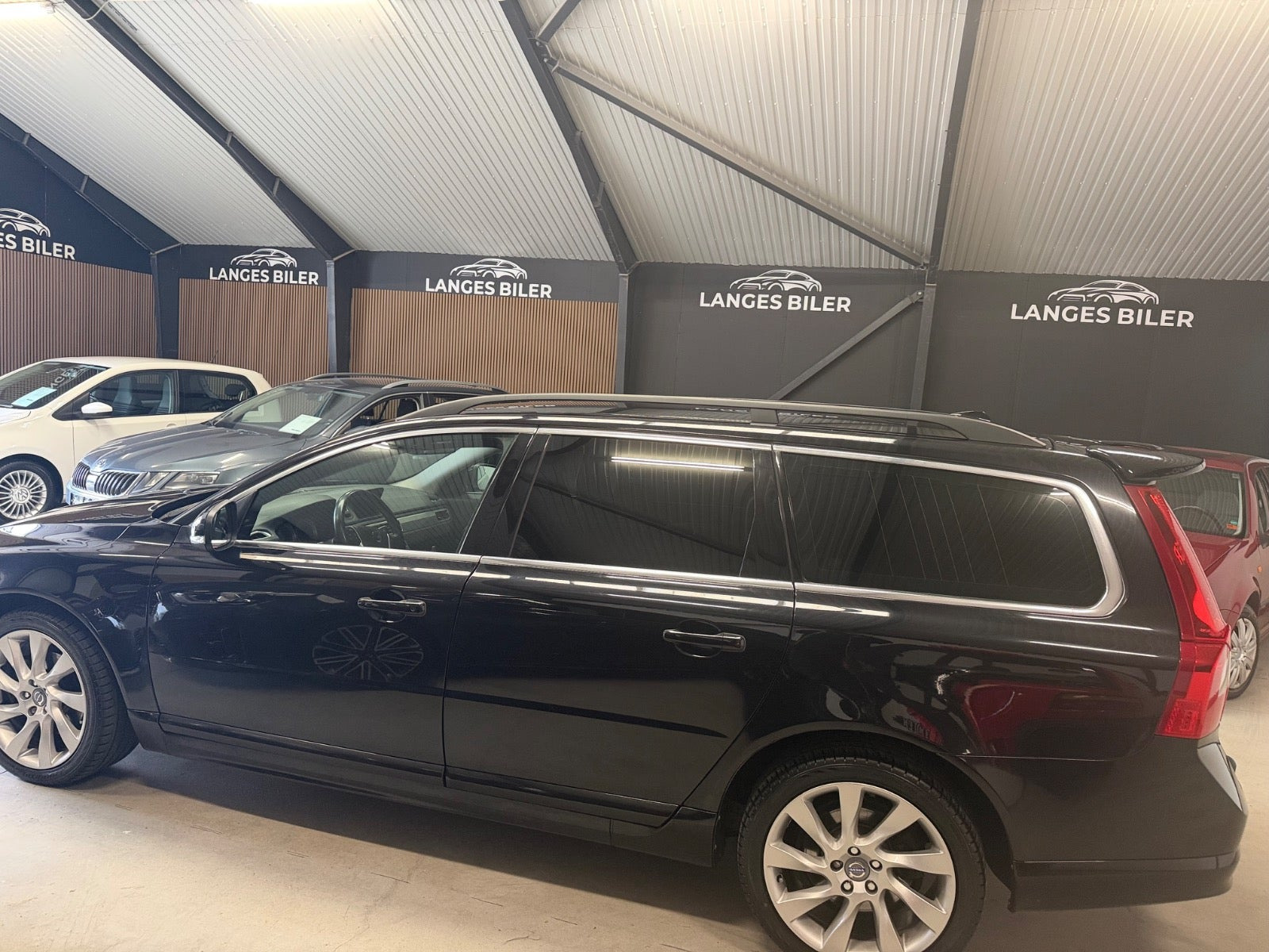 Sort Volvo V70 fra 2013