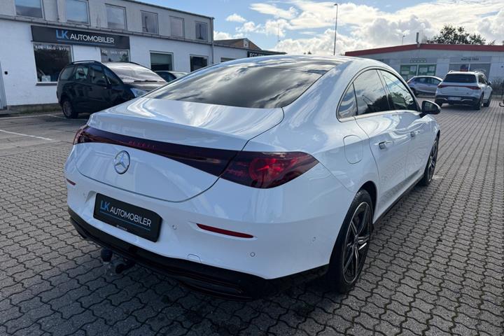 Hvid Mercedes CLA250+ fra 2026