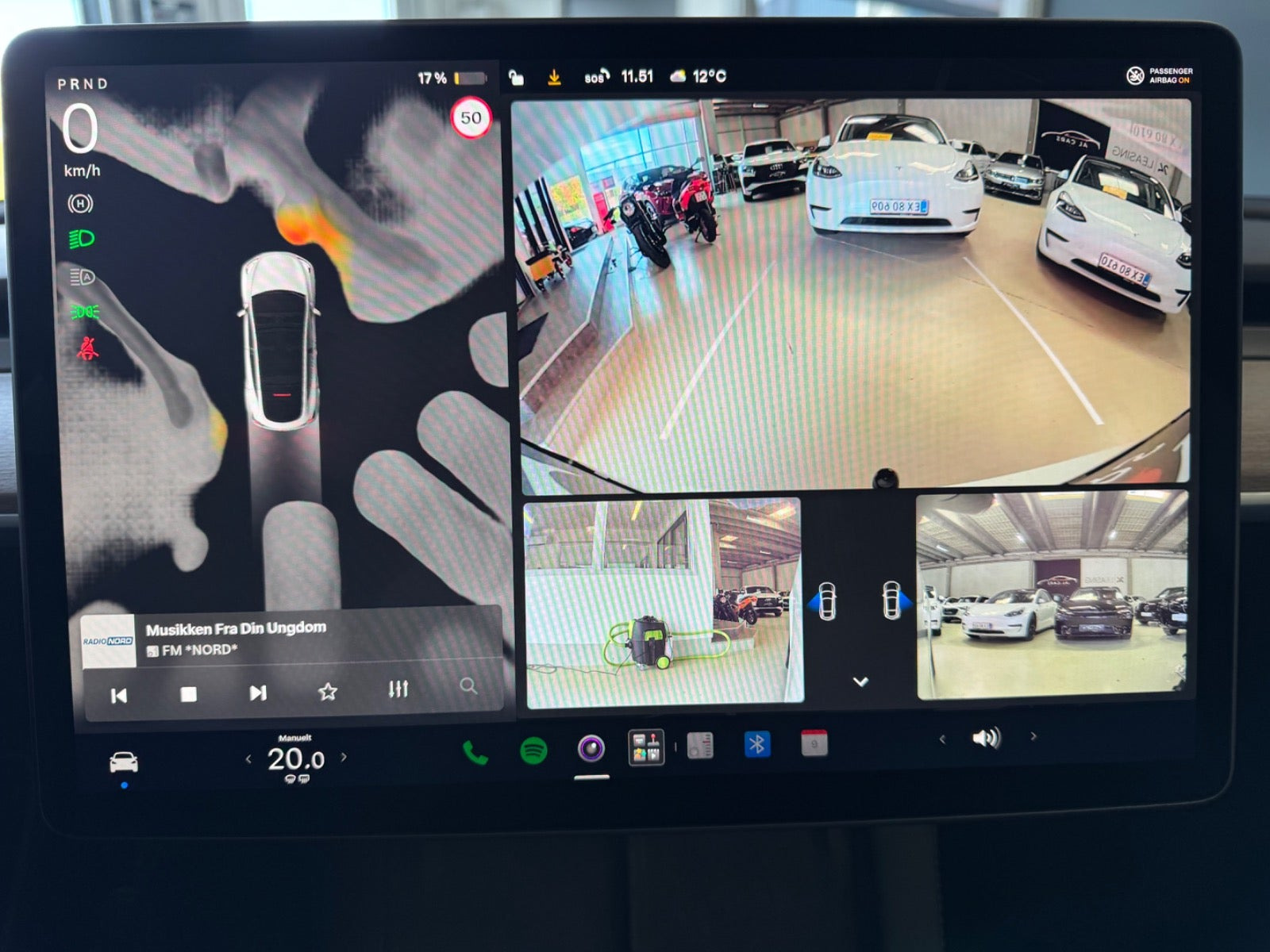 undefined Tesla Model Y fra 2024