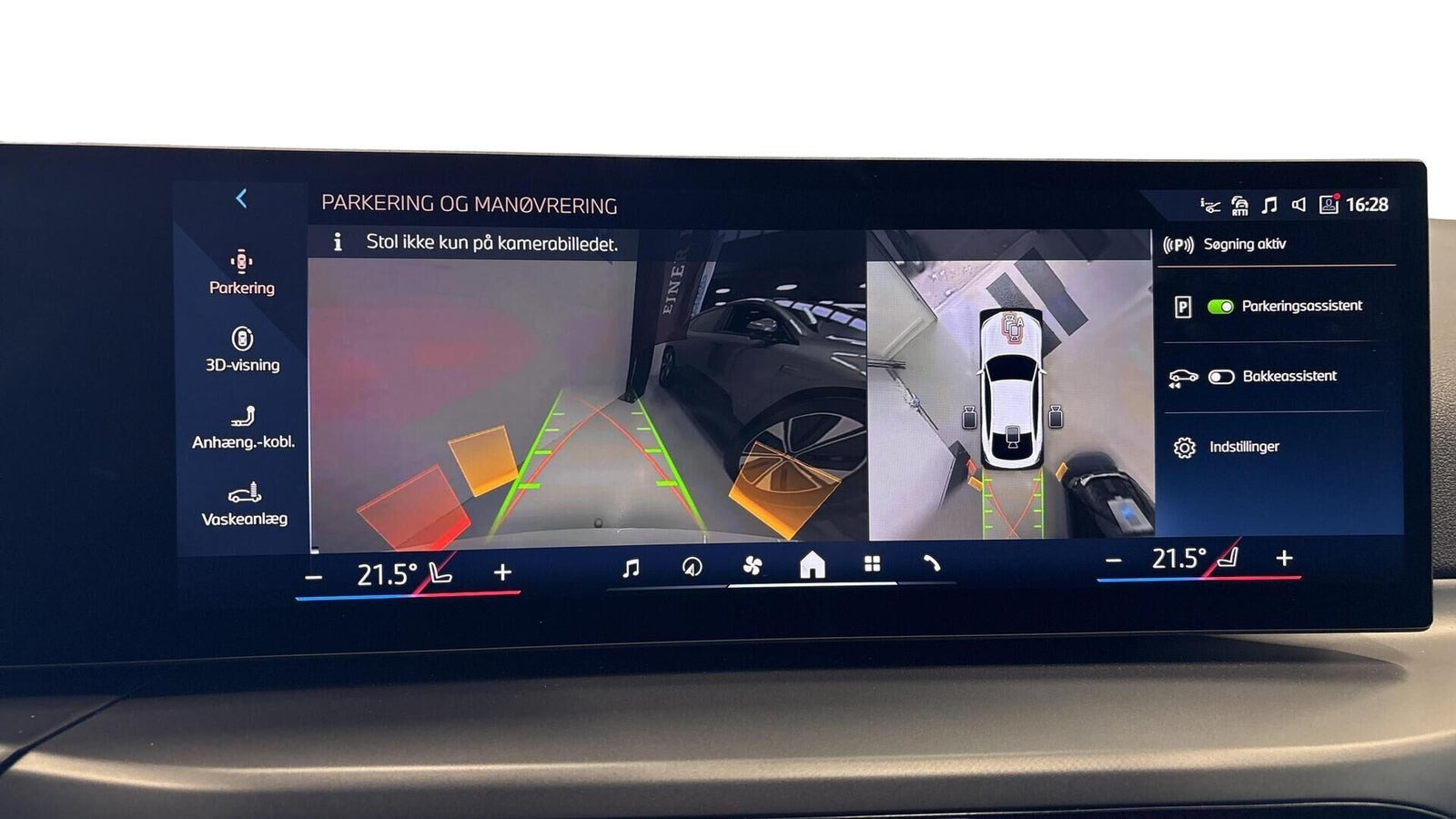 Hvid BMW i4 fra 2024