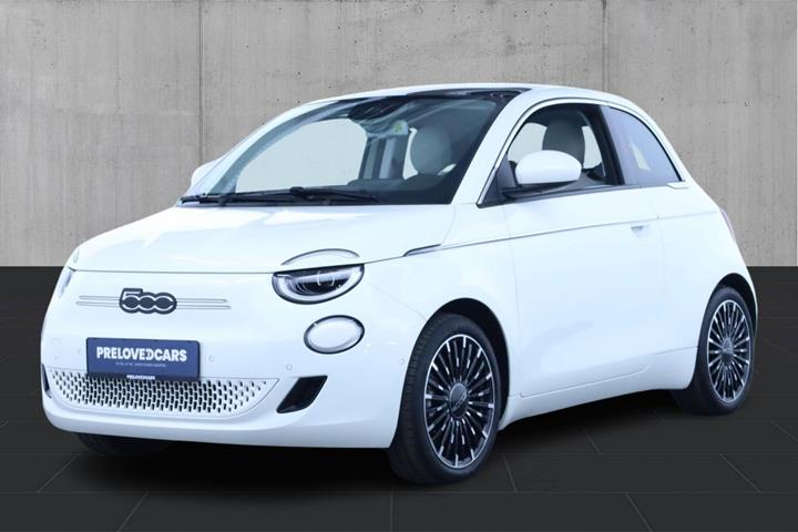 Hvid Fiat 500e fra 2023