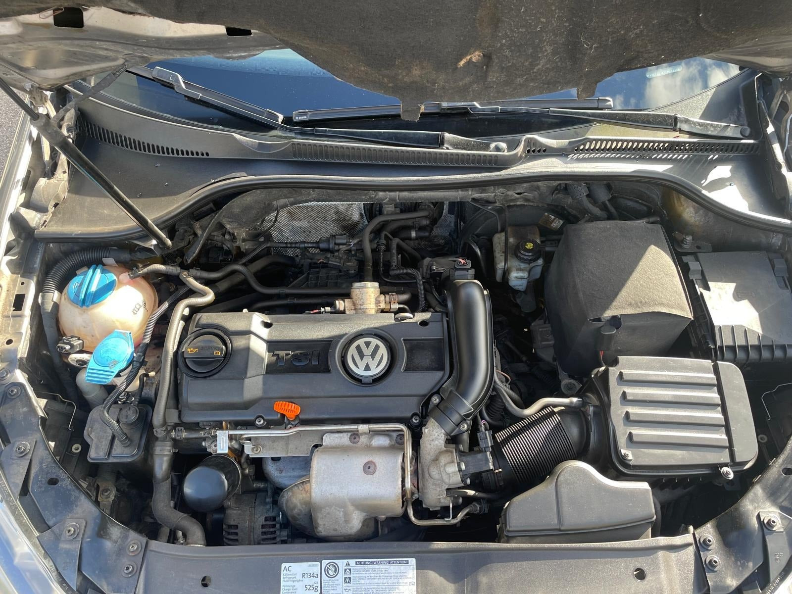 Grå VW Golf VI fra 2012