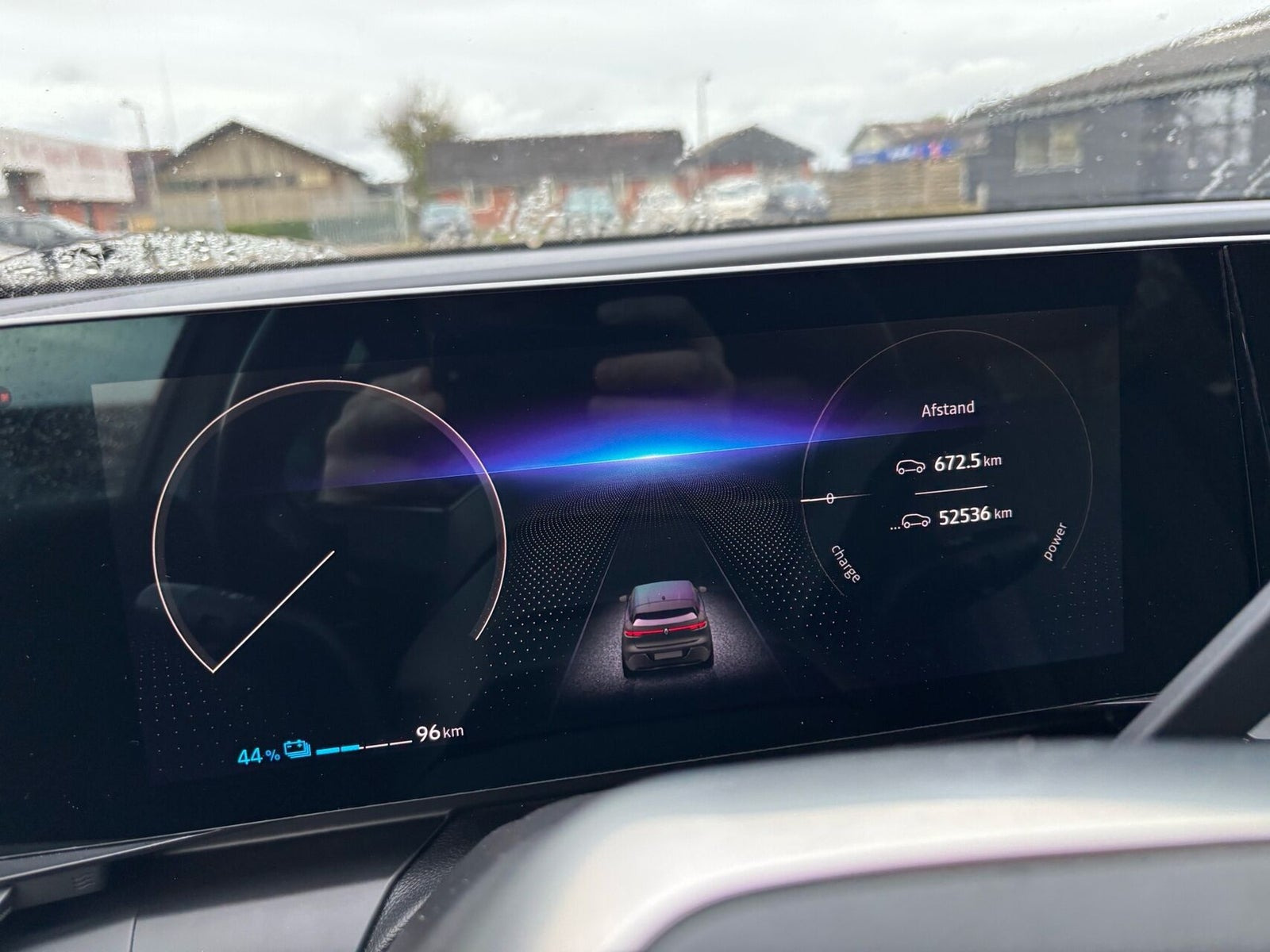Hvid Renault Megane E-Tech fra 2023