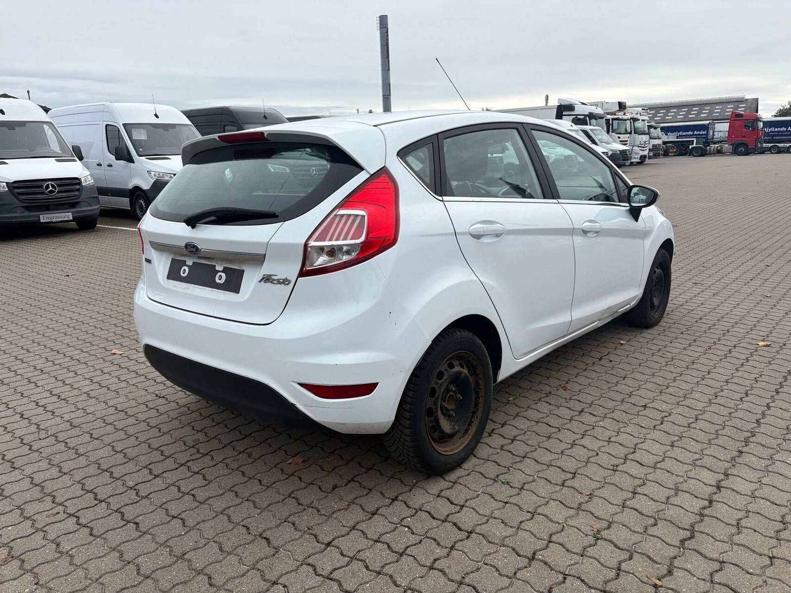 Hvid Ford Fiesta fra 2017