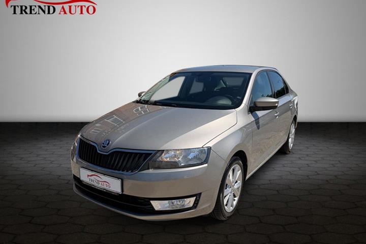 Beige Skoda Rapid fra 2017