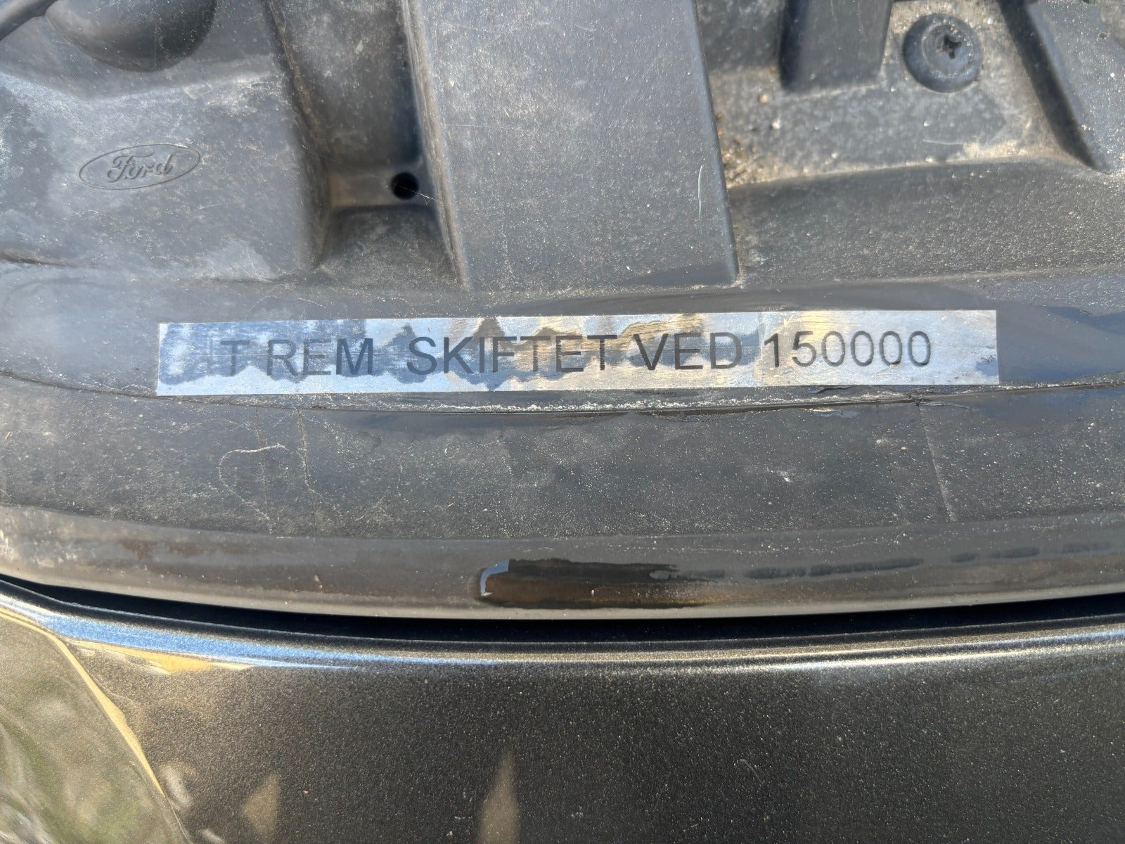 Grå Ford Fiesta fra 2015