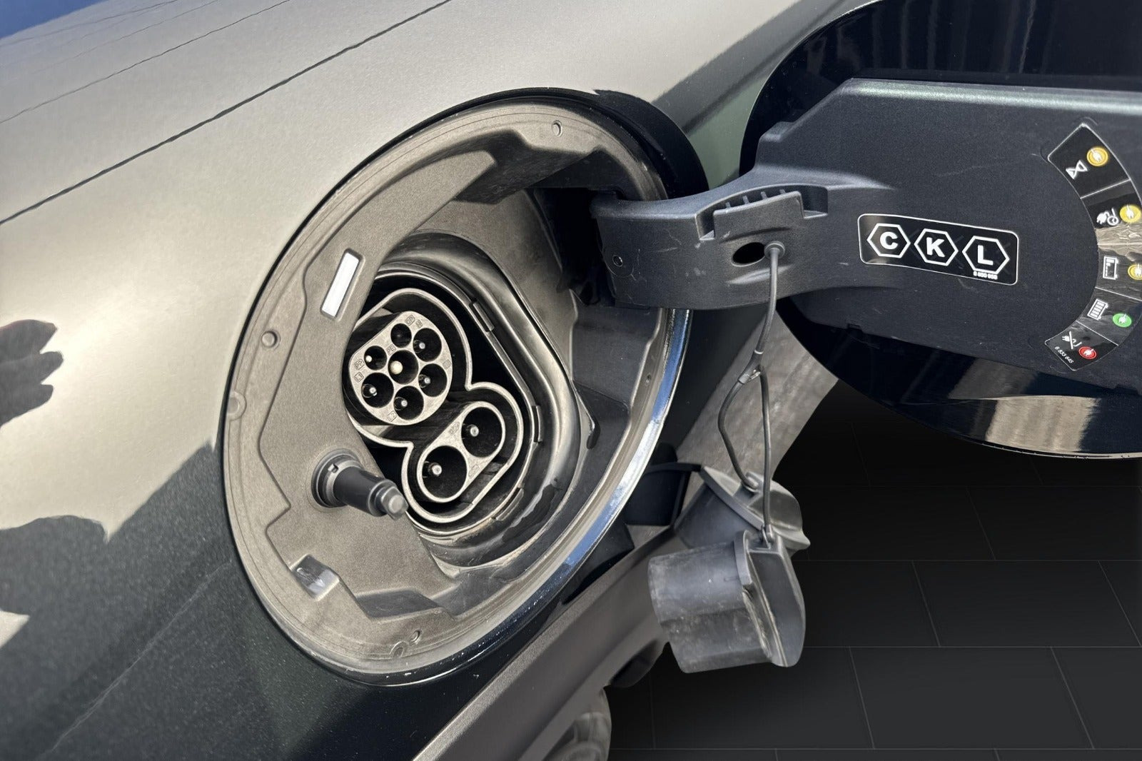 Sort Mini Cooper SE fra 2023