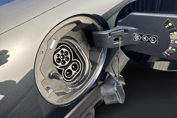 Sort Mini Cooper SE fra 2023