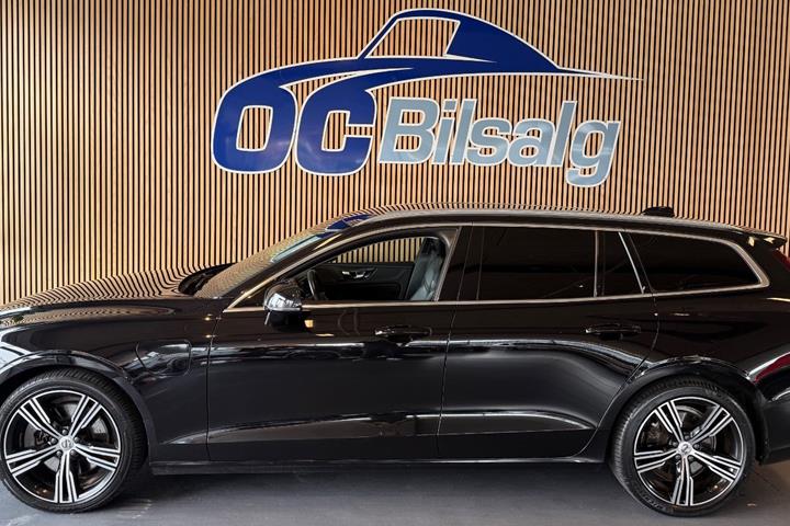 Sort Volvo V60 fra 2021