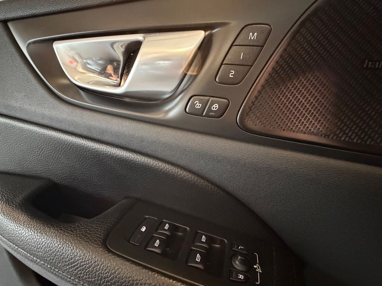 Sort Volvo V60 fra 2021