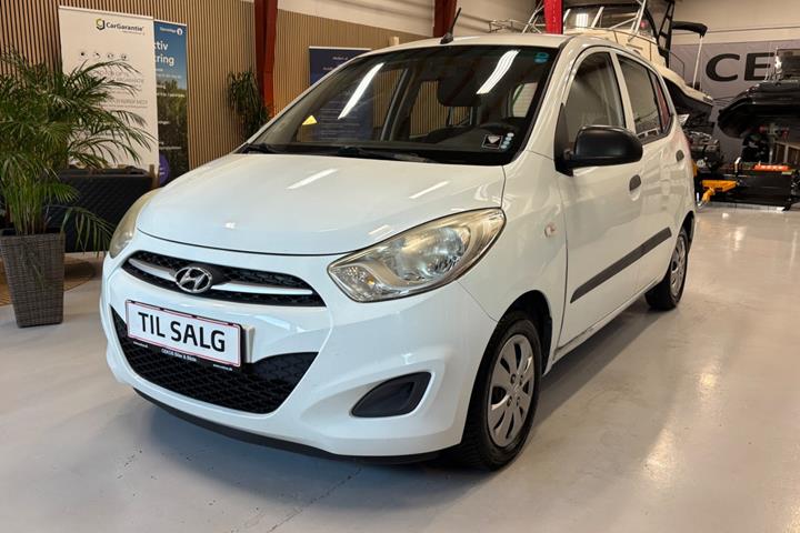 Hvid Hyundai i10 fra 2011