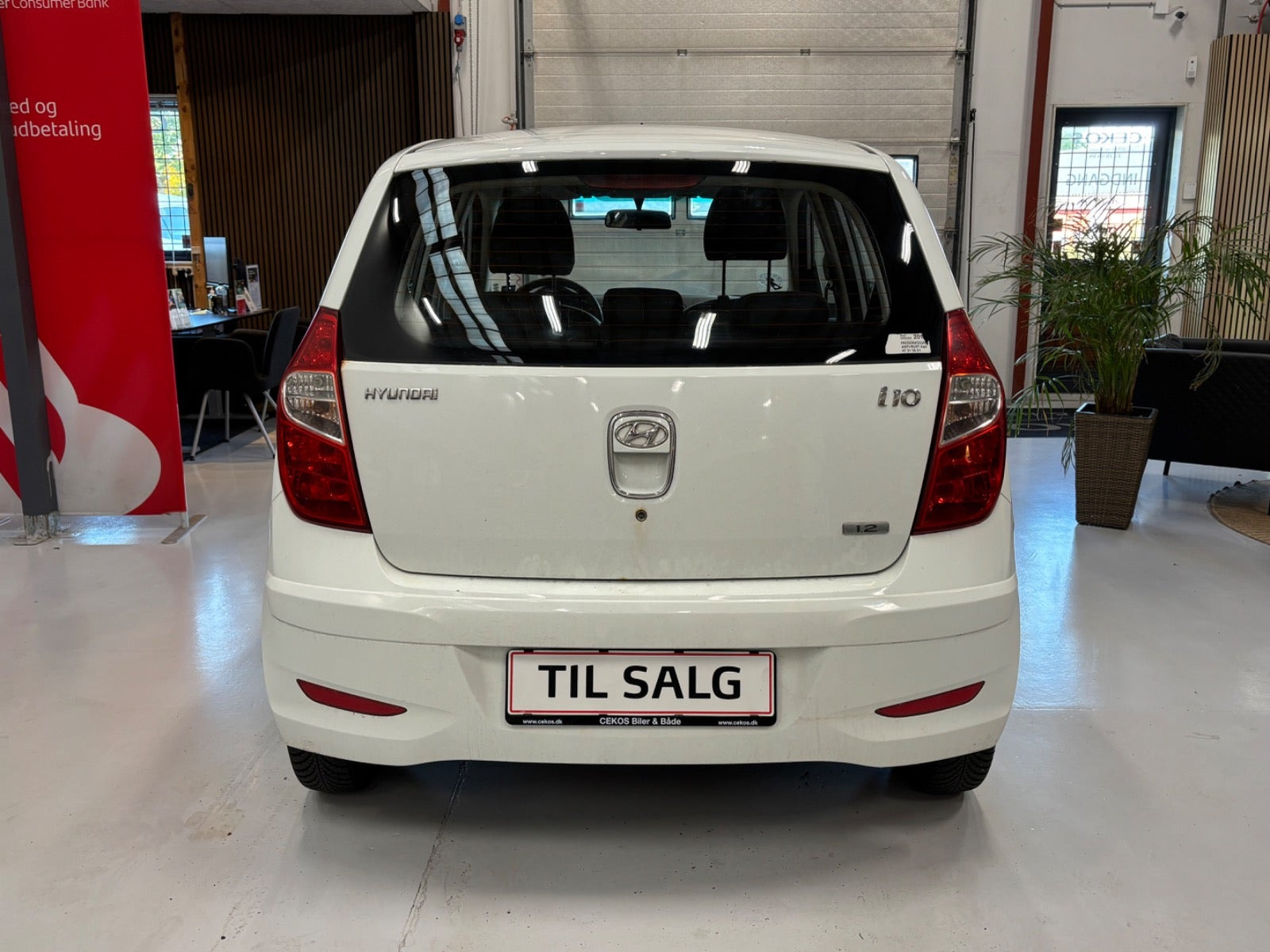 Hvid Hyundai i10 fra 2011