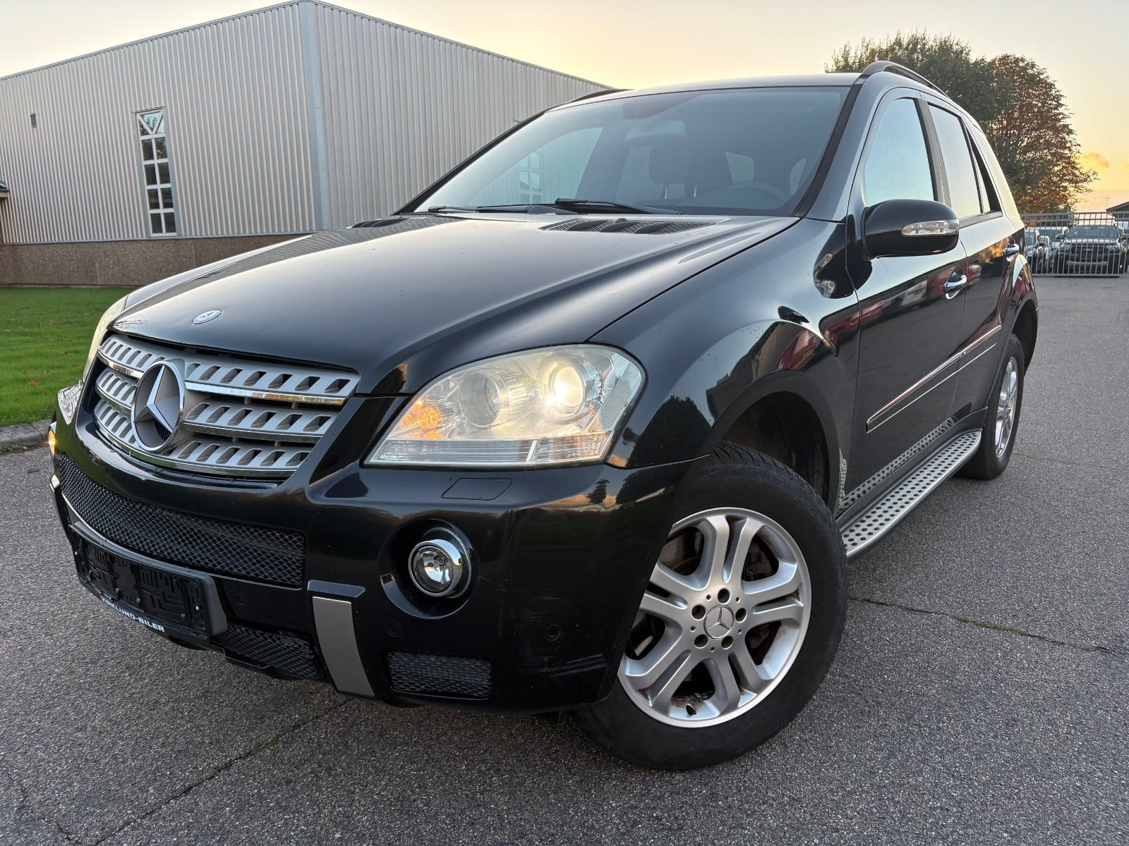 Sort Mercedes ML320 fra 2007