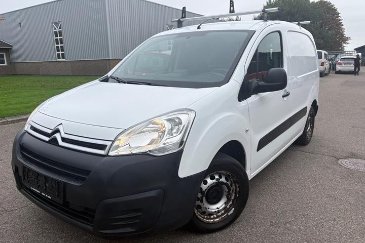 Gul Citroën Berlingo fra 2016