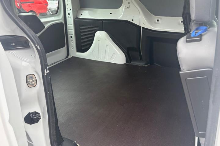 Gul Citroën Berlingo fra 2016