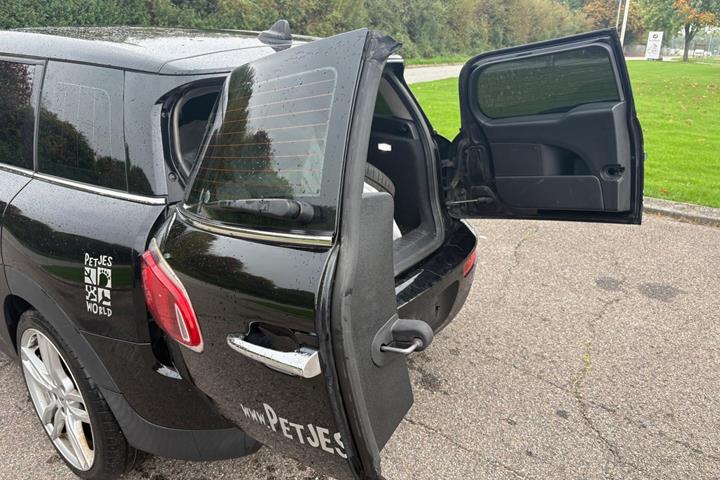 Sort Mini Clubman Cooper fra 2017