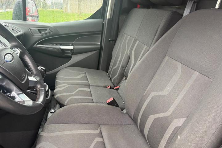 Sort Ford Transit Connect fra 2015