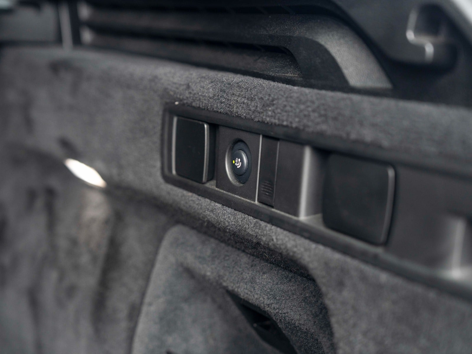 Grå BMW X5 fra 2021