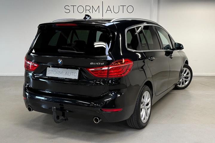 Sort BMW 220d fra 2017