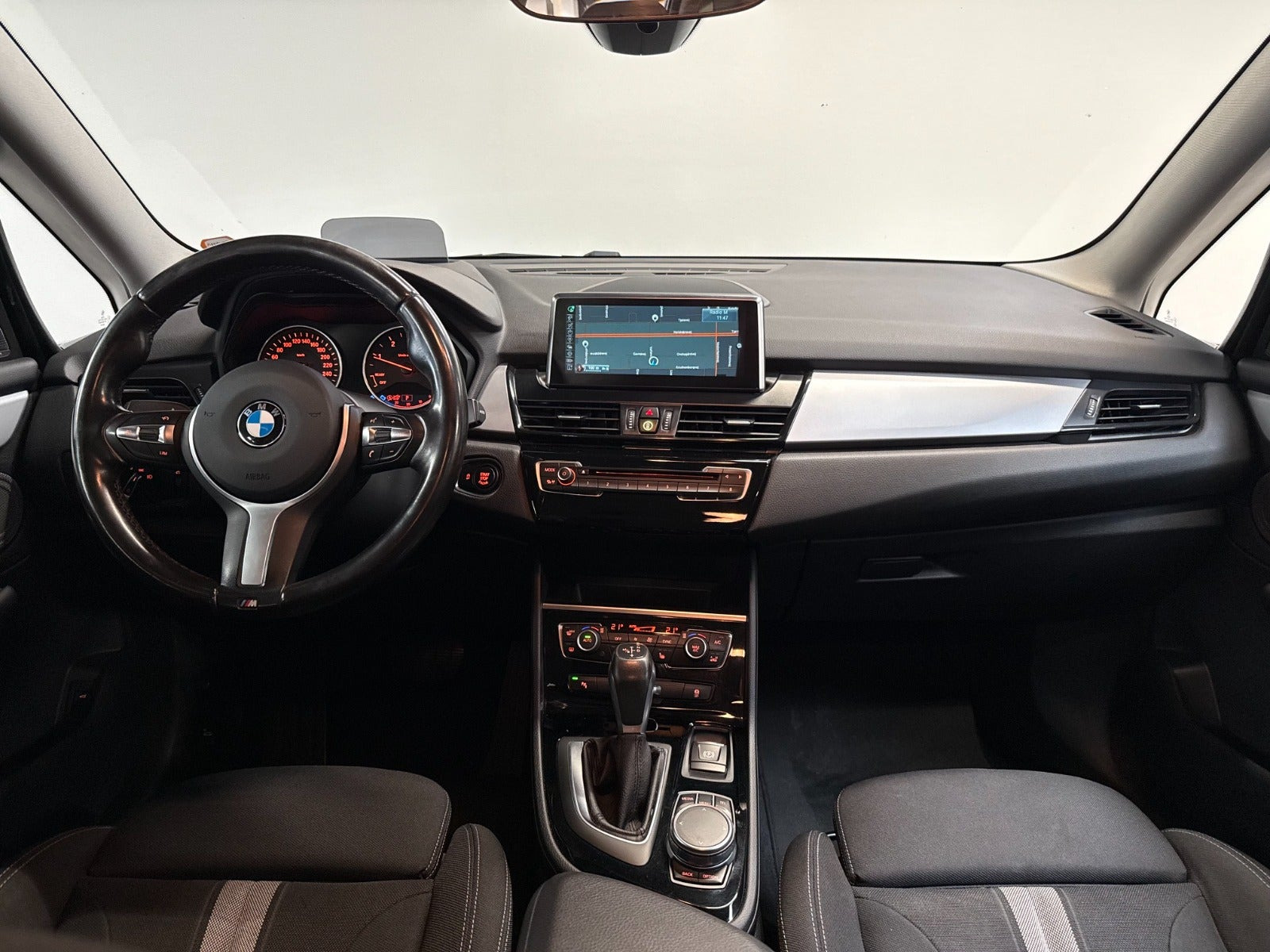 Sort BMW 220d fra 2017