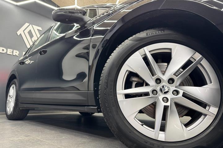 Sort Skoda Enyaq fra 2023
