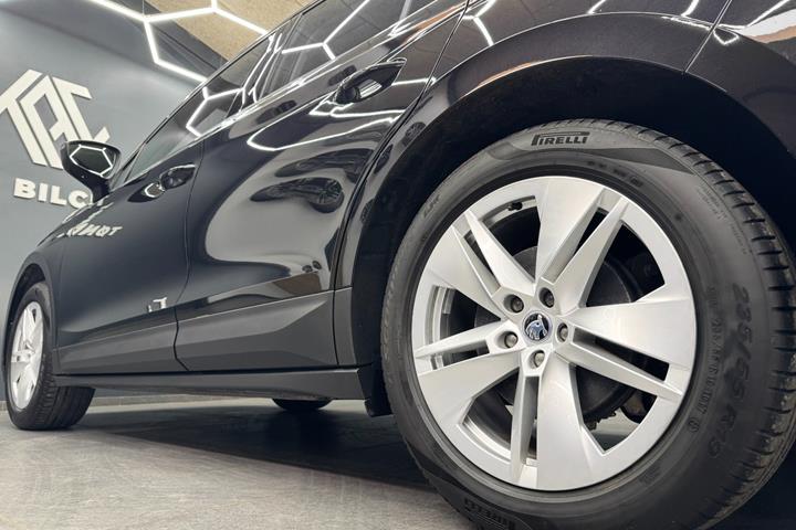 Sort Skoda Enyaq fra 2023