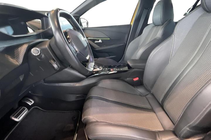 Gul Peugeot e-208 fra 2021