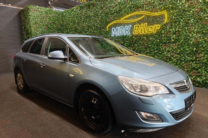 undefined Opel Astra fra 2011