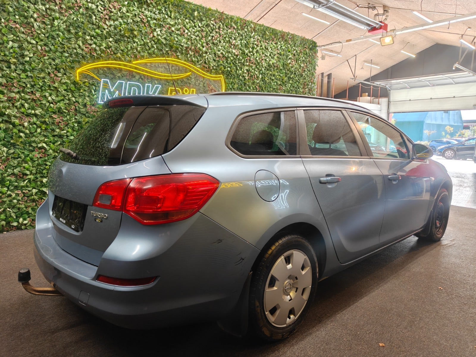 undefined Opel Astra fra 2011
