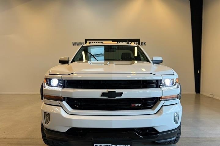 Brun Chevrolet Silverado 1500 fra 2016