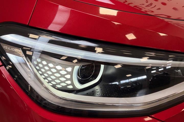 Grå VW ID.4 fra 2022