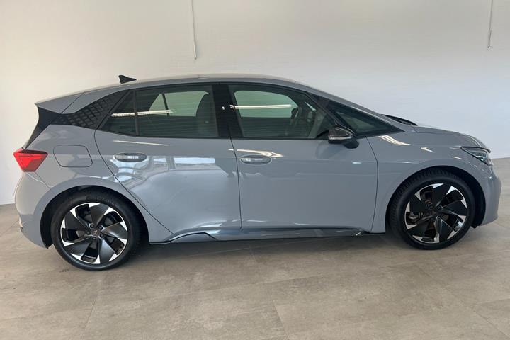 Grå Cupra Born fra 2025