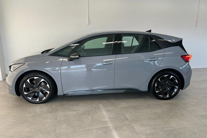 Grå Cupra Born fra 2025