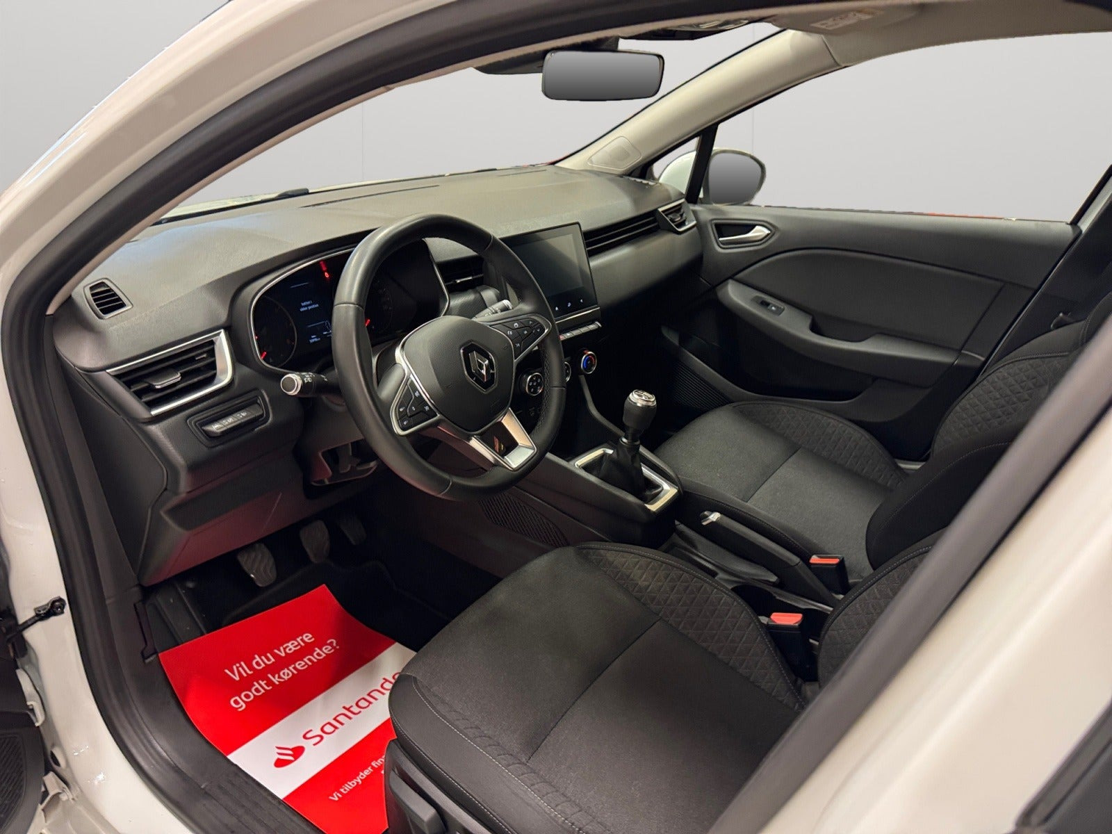 Hvid Renault Clio V fra 2020