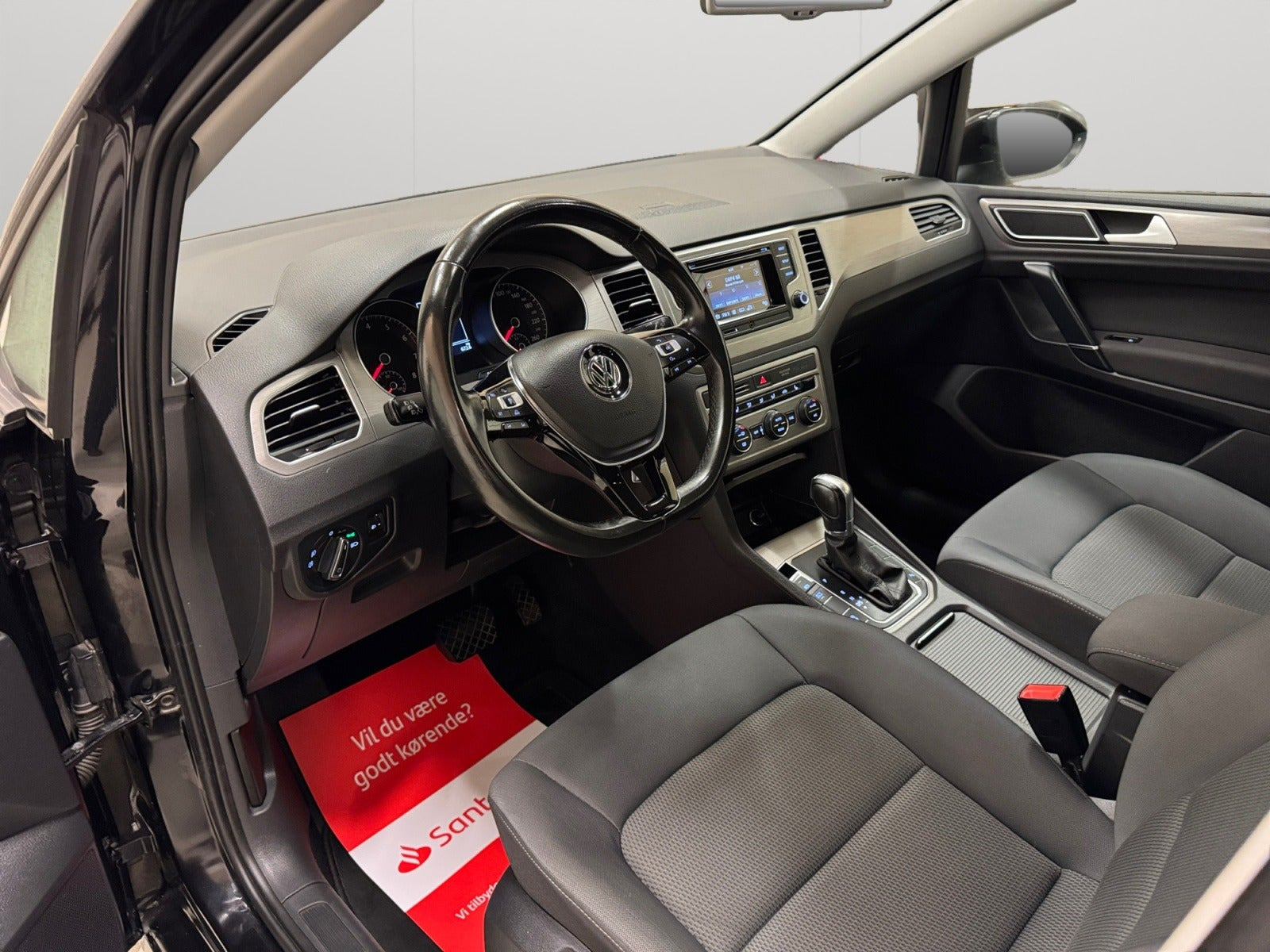 Sort VW Golf Sportsvan fra 2016