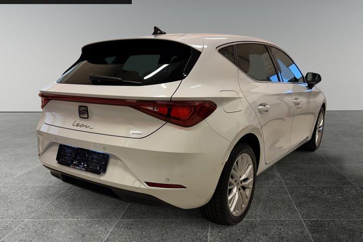 Hvid Seat Leon fra 2020