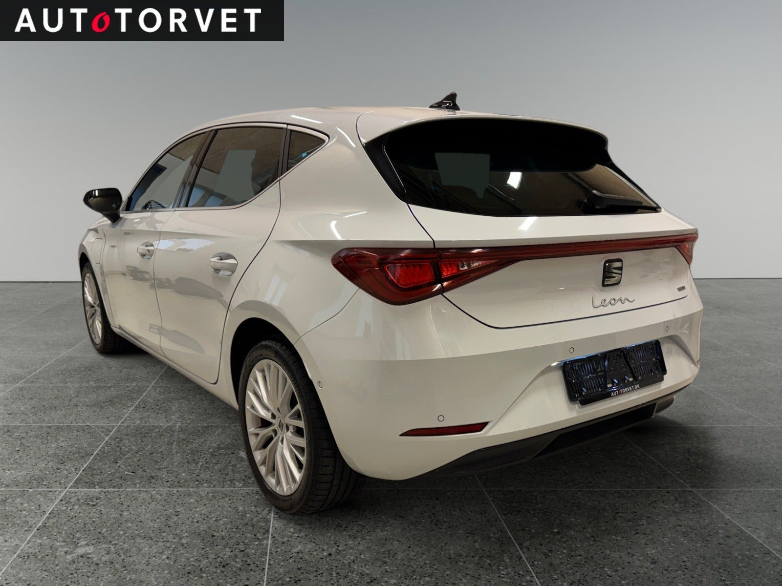 Hvid Seat Leon fra 2020
