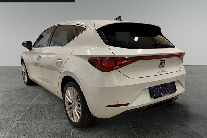 Hvid Seat Leon fra 2020
