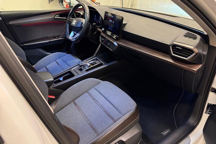 Hvid Seat Leon fra 2020