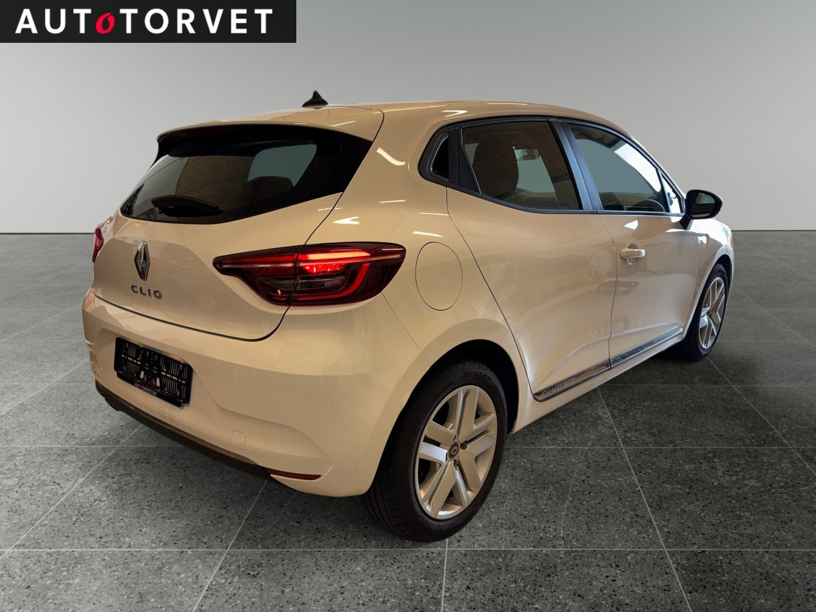 Hvid Renault Clio V fra 2020
