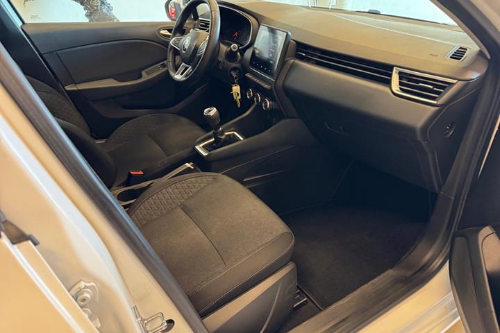 Hvid Renault Clio V fra 2020